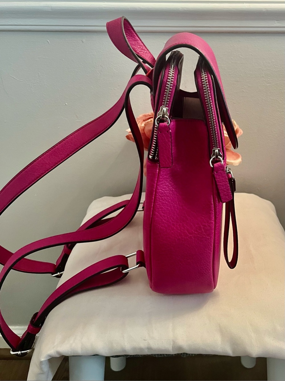 Calvin Klein Magenta (Elaine) Bubble Lamb Novelty Key Item Flap Backpack. - Picture 4 of 6